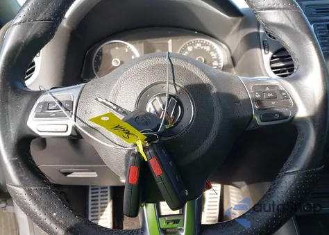 2016 Volkswagen Tiguan R-Line z USA, uszkodzony, nr VIN WVGAV7AX0GW036106